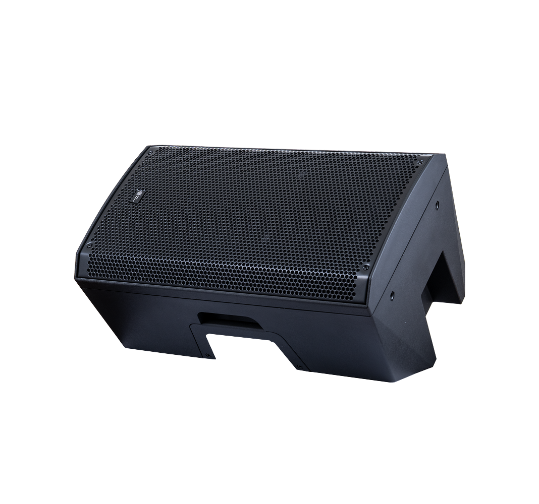 KYROS 12A rear panel